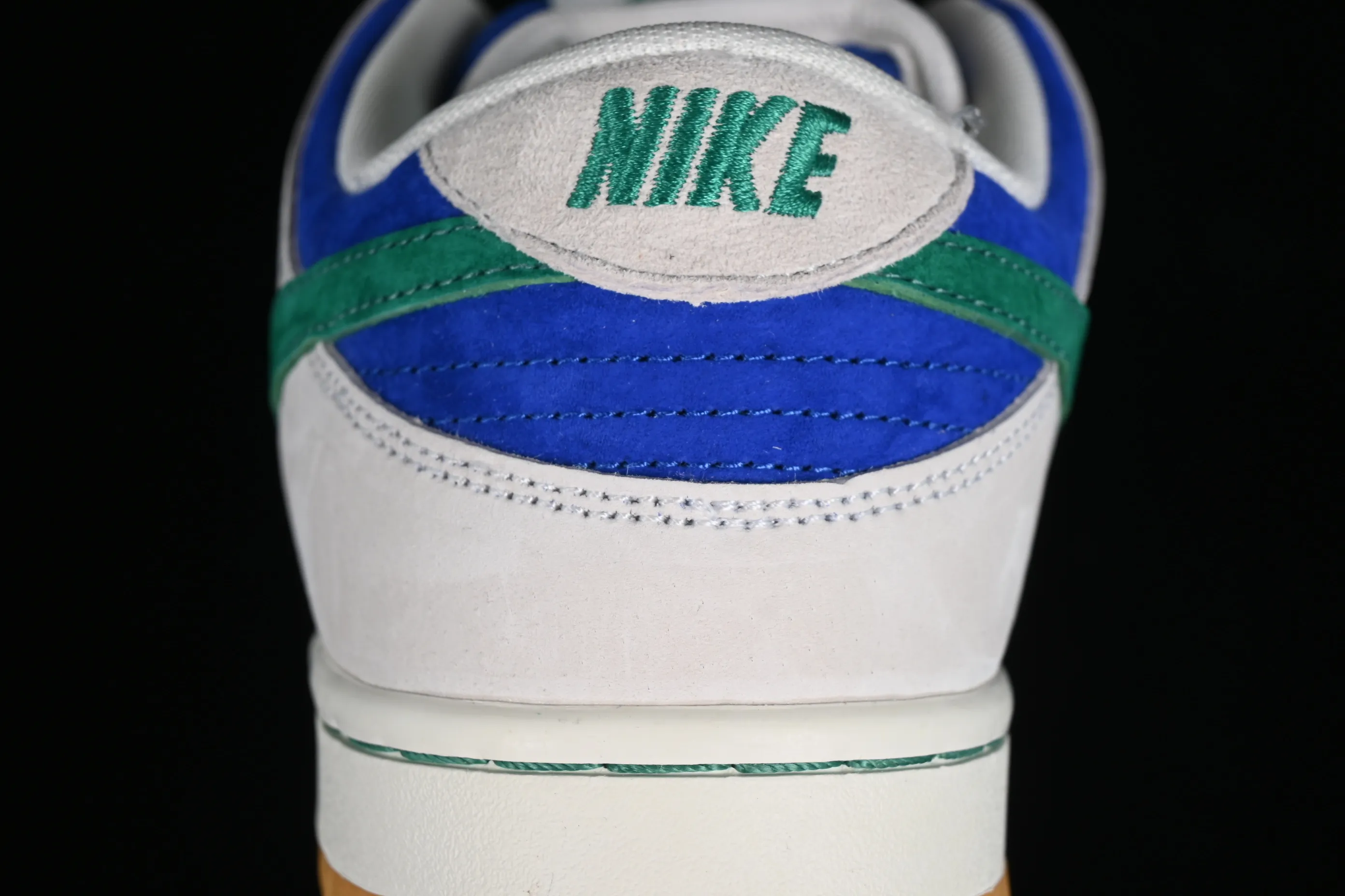 All Categories Nk SB Dunk Series Nk SB Dunk Low Low-top sneakers Nk SB Dunk Low "Hyper Royal" Teenage Mutant Ninja Turtles Leonardo SB low-top casual sneakers HF3704-001